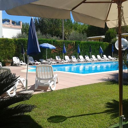 Hotel Fornaci Пескьера-дель-Гарда Экстерьер фото